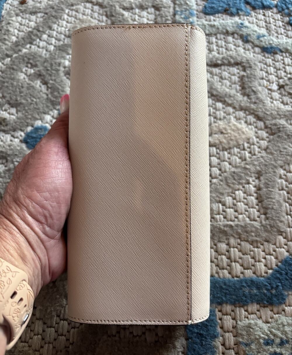 Michael Kors Cream Saffiano Leather Wallet Clutch Gold Lock Large Continental